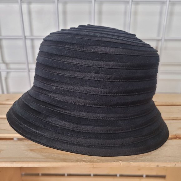 90s Retro Packable Black Bucket Hat - Picture 1 of 7